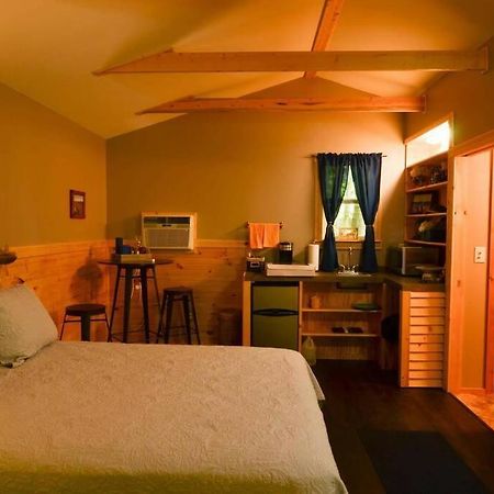 Foxtail Orchards - The Fox Den Villa Tazewell Exterior foto